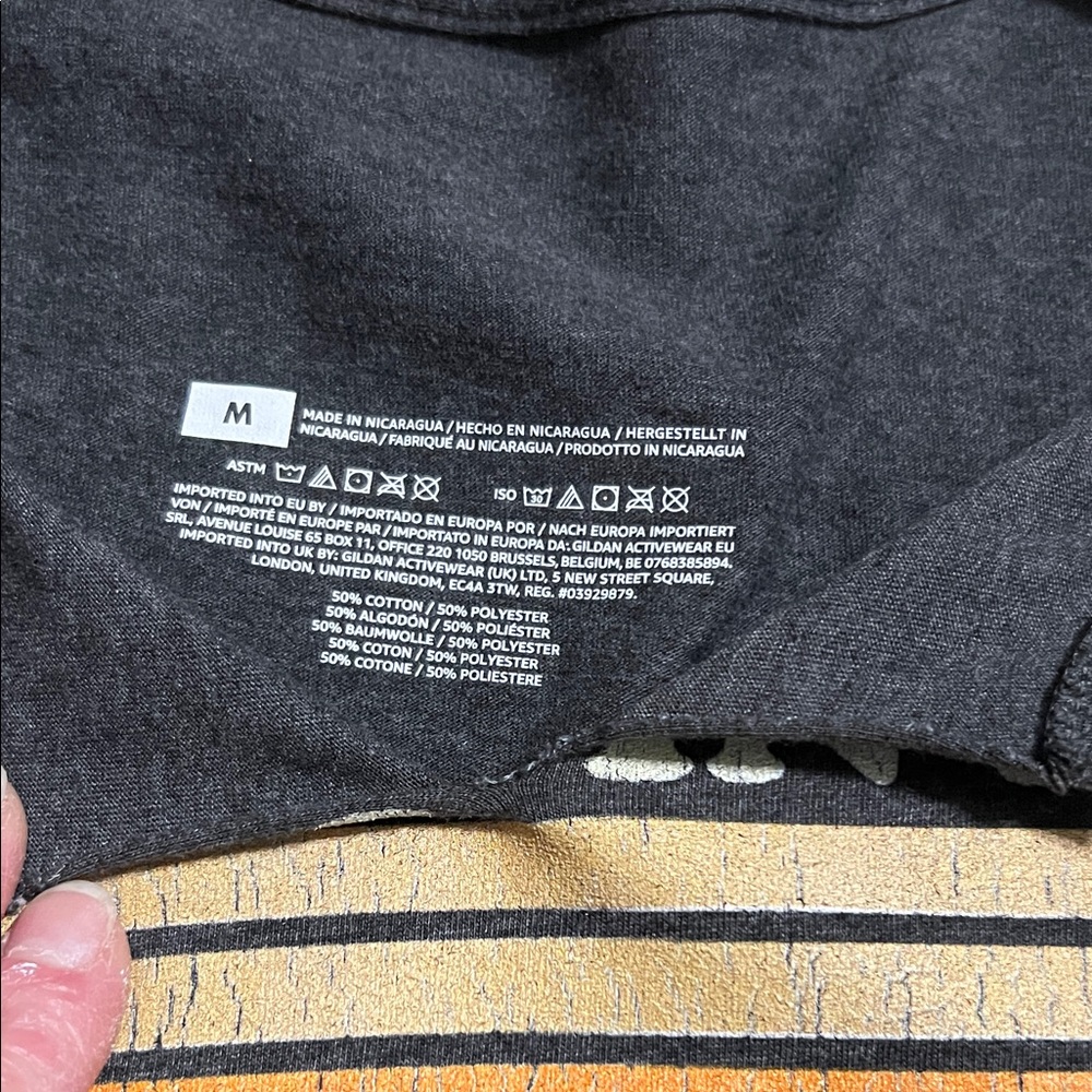 Gildan Charcoal T-Shirt with Graphic Design - Picture 2 of 3